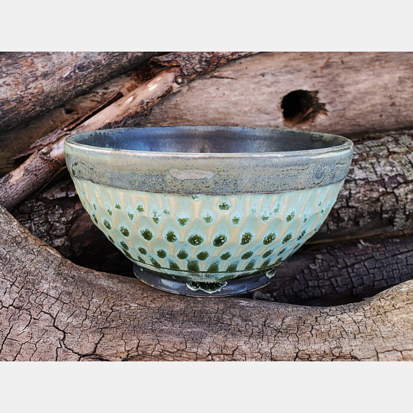 Right Side Rimmed Dip Bowl